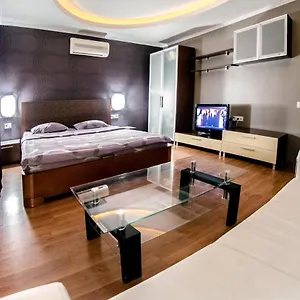 Hotrent Pechersk Lesy 20/22 Апартаменты